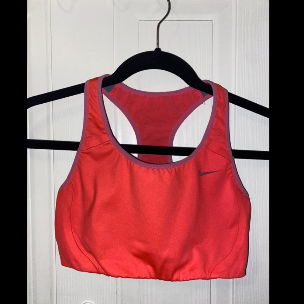 Hot Pink High Impact Dry Fit SZ M Nike Sports Bra